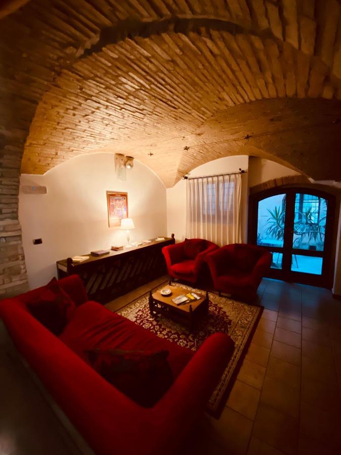 Hotel Palazzo Brunamonti بيفانيا المظهر الخارجي الصورة