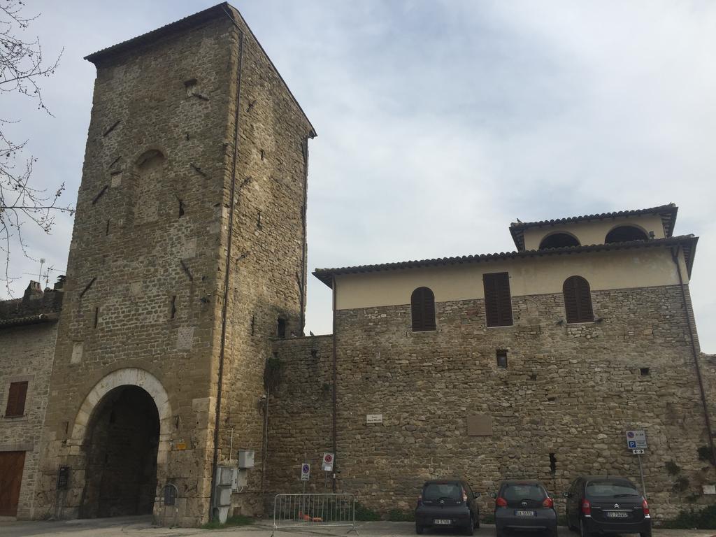 Hotel Palazzo Brunamonti بيفانيا المظهر الخارجي الصورة