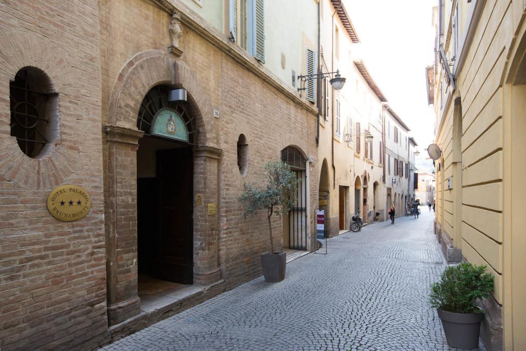 Hotel Palazzo Brunamonti بيفانيا المظهر الخارجي الصورة