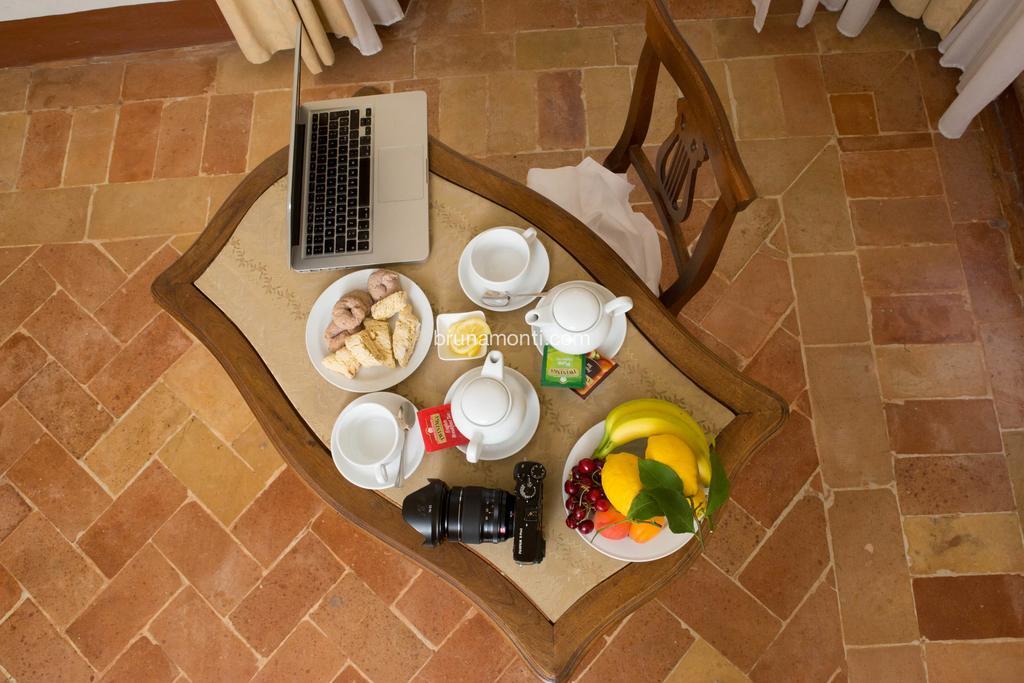 Hotel Palazzo Brunamonti بيفانيا المظهر الخارجي الصورة